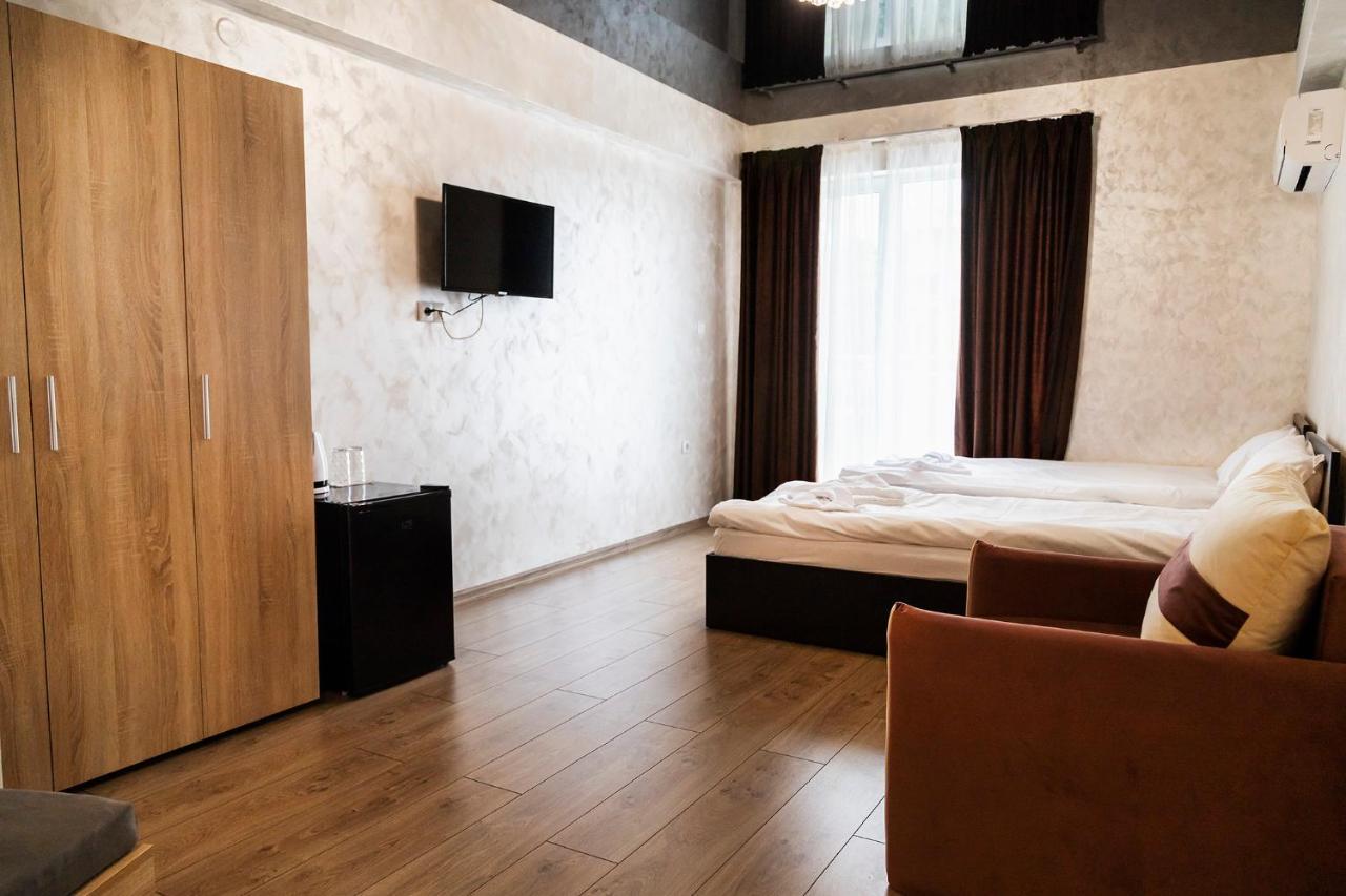 Family Hotel - City Hotel Yambol 외부 사진