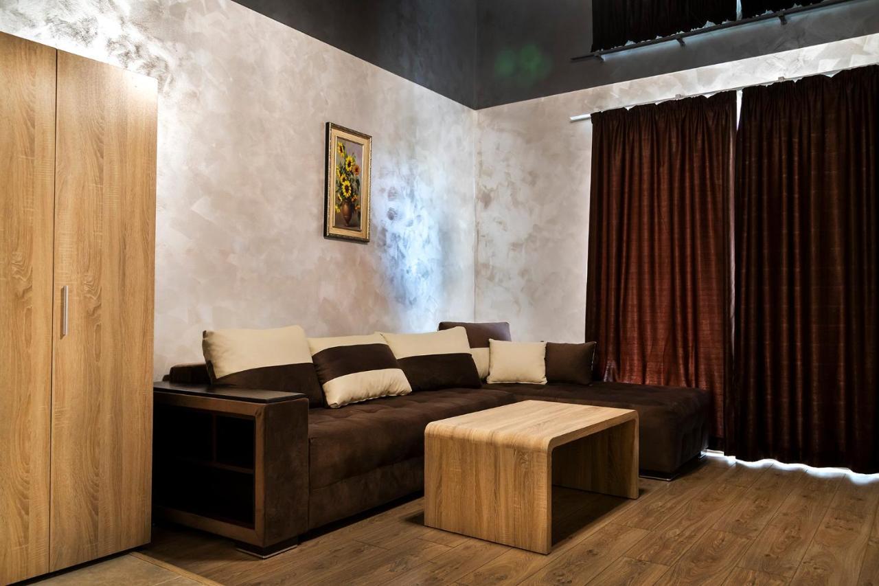 Family Hotel - City Hotel Yambol 외부 사진