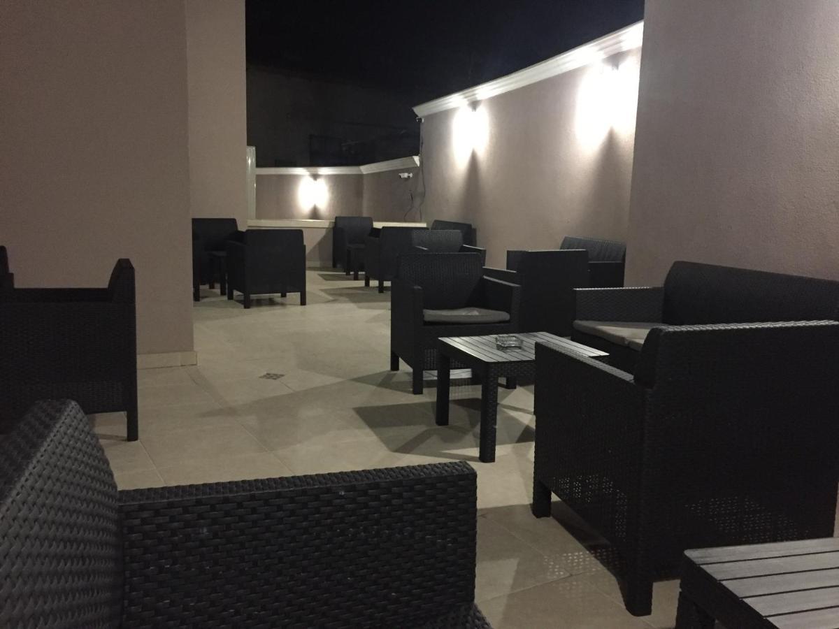 Family Hotel - City Hotel Yambol 외부 사진
